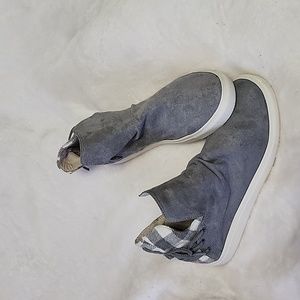 Cute Booties!  Great condition